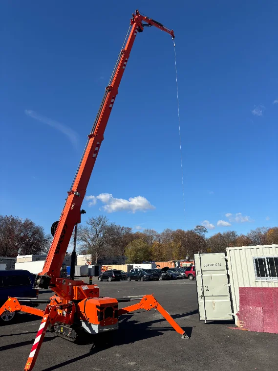 Jekko SPX527 mini crane on a customer jobsite, photo 3 of 3