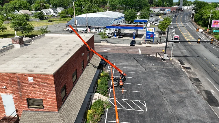 Jekko SPX532.2 mini crane on a customer jobsite, photo 1 of 3